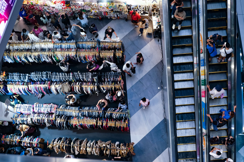 Economic Indicators and Investment Flows in Bangkok’s Commercial Development Explained