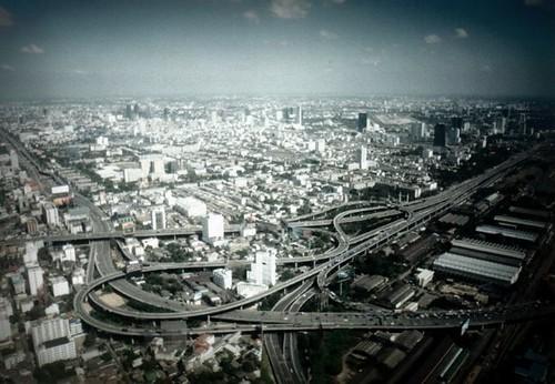 Global Tensions Shape Bangkok Business Decisions on Trade and Energy