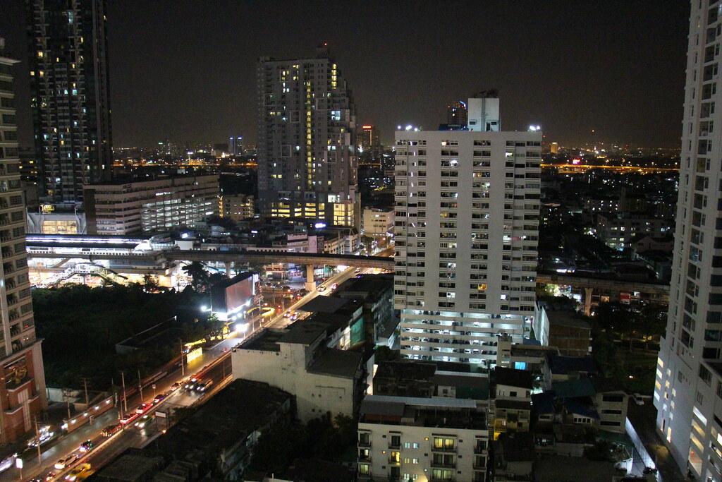 Bangkok Property Market Hits 7-Year Low, Creating Buyer Opportunities