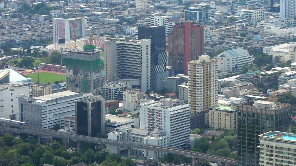 Bangkok Retailers Capitalize on Emerging Consumer Trends, Drive Sector Growth