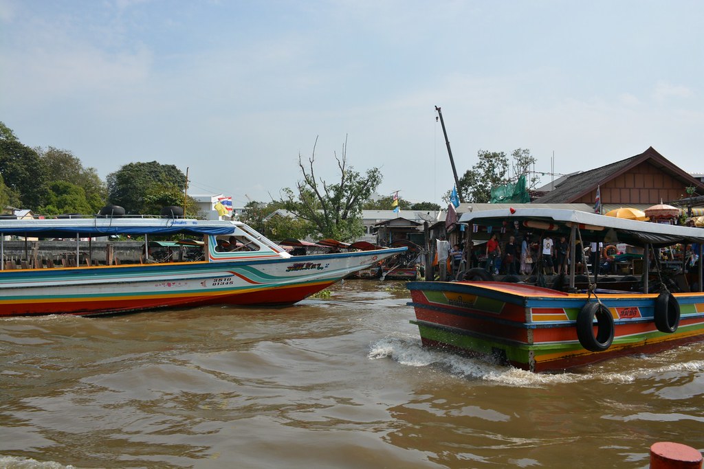Retail Sector Faces Multiple Challenges and Headwinds in Bangkok This Year
