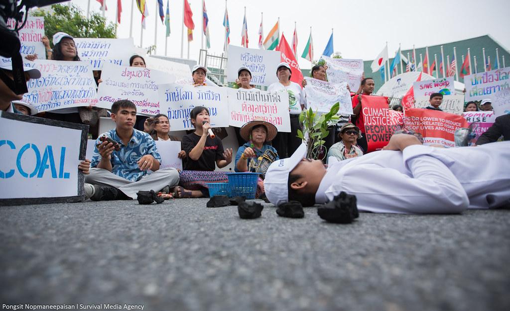 Bangkok Residents Escape Rising Heat With Weekend Park Hikes