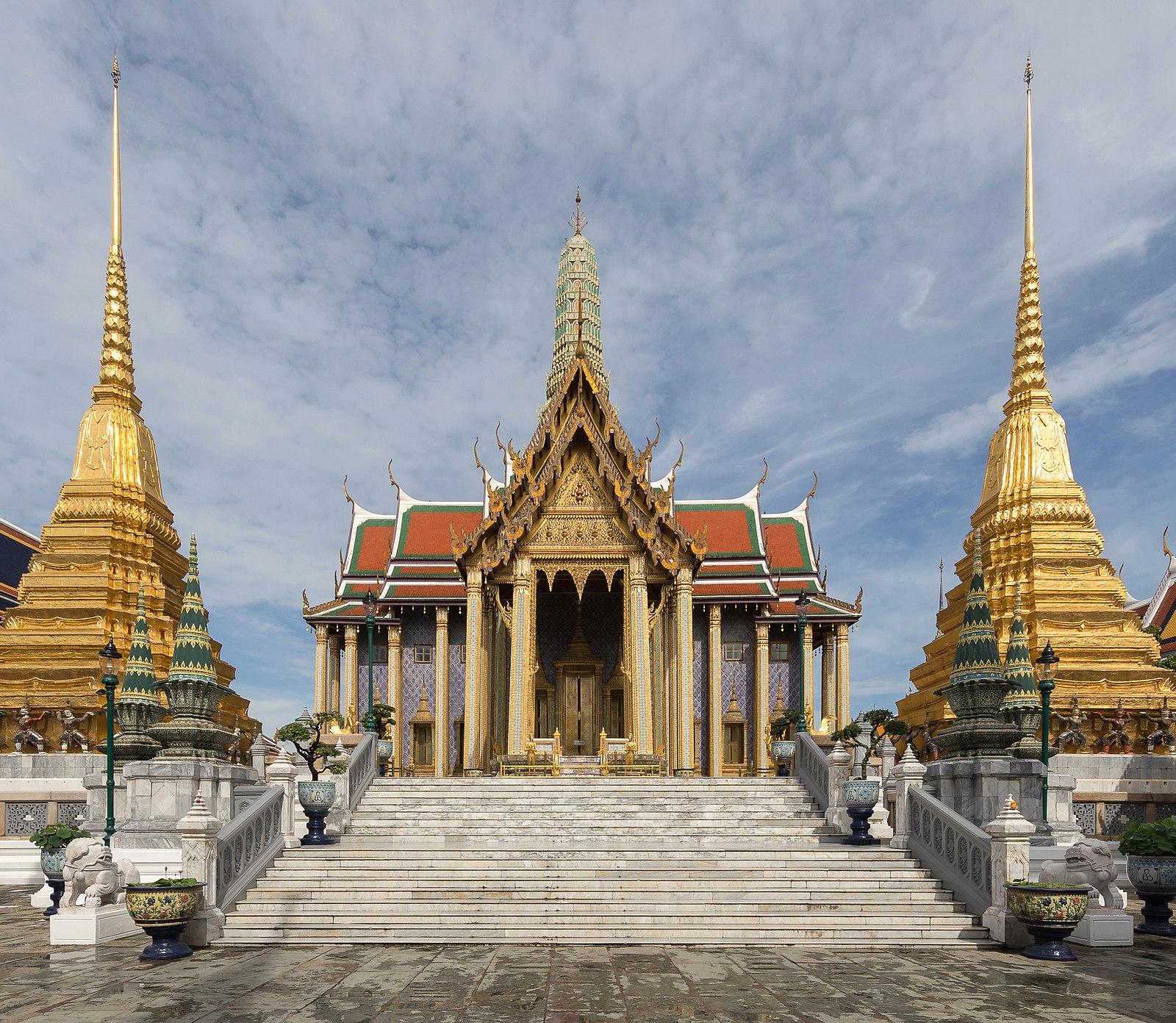 วัดพระศรีรัตนศาสดาราม วัดพระแก้ว กรุงเทพมหานคร Wat Phra Kaew, Temple of Emerald Buddha, Bangkok, Thailand